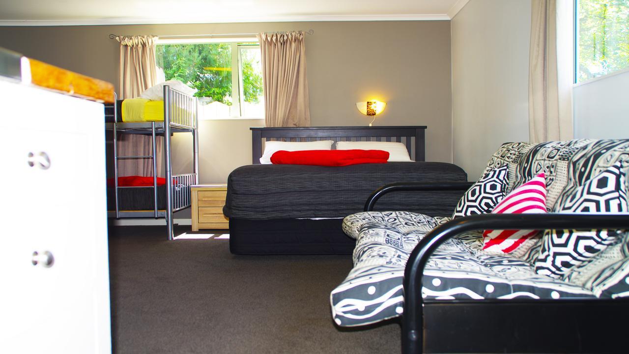Route 73 Motels Kumara Room photo