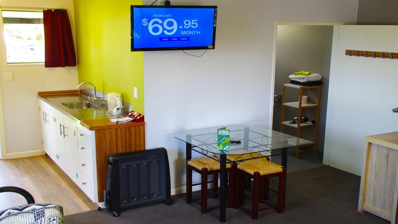 Route 73 Motels Kumara Room photo